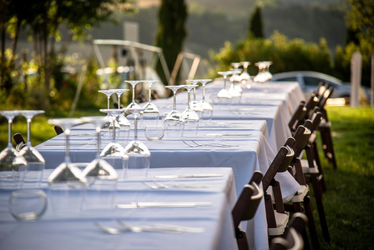 Recchi Franceschini Bike Hotel Last - Minute - Availability Montalto delle Marche Luaran gambar